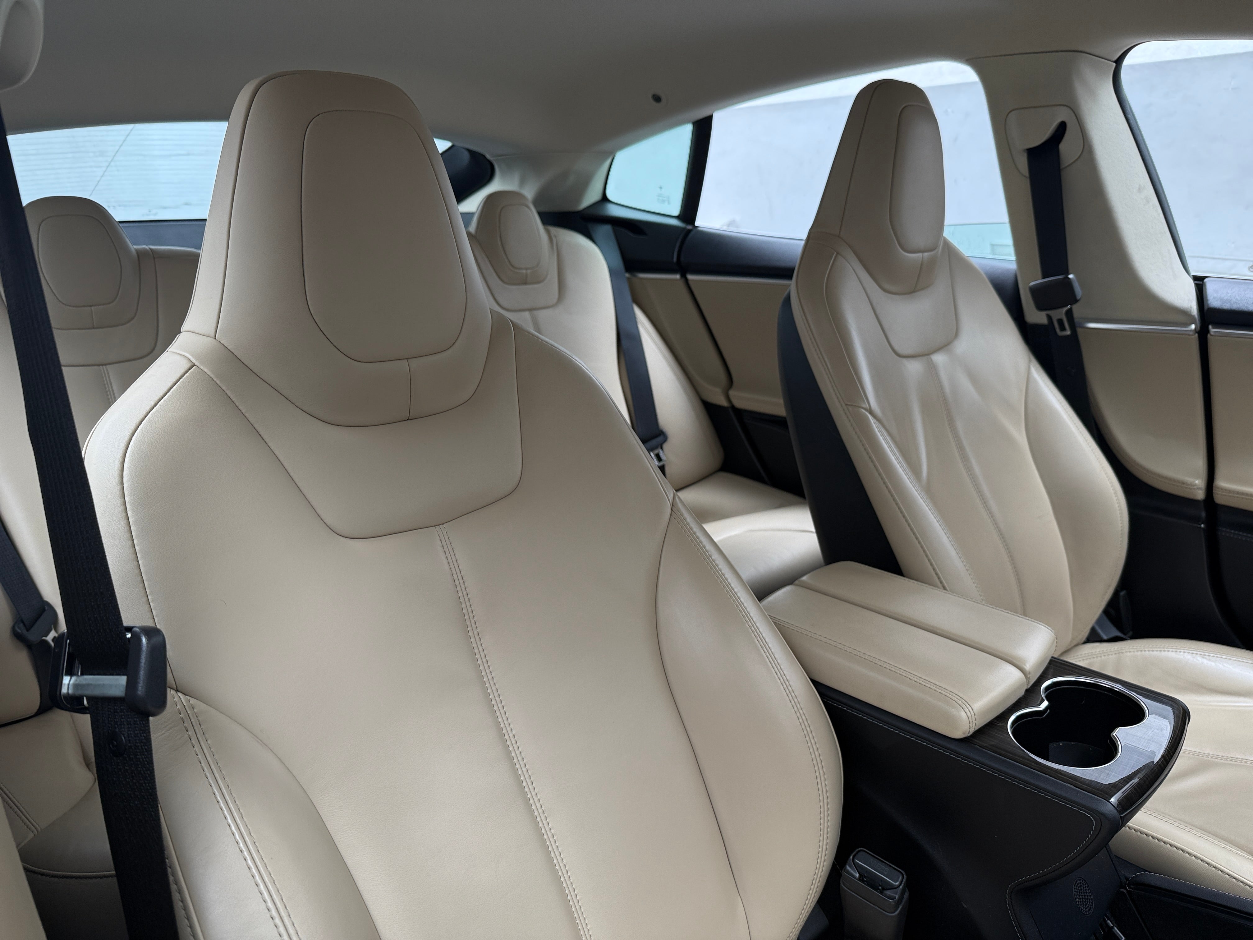tesla model s 2014 5YJSA1S17EFP54202 image tesla model s 2014 5YJSA1S17EFP54202 image